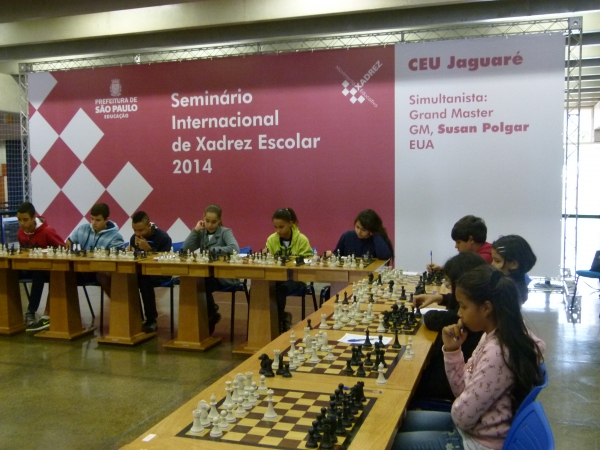 CEU Jaguaré - O xadrez está se tornando uma prática comum nas